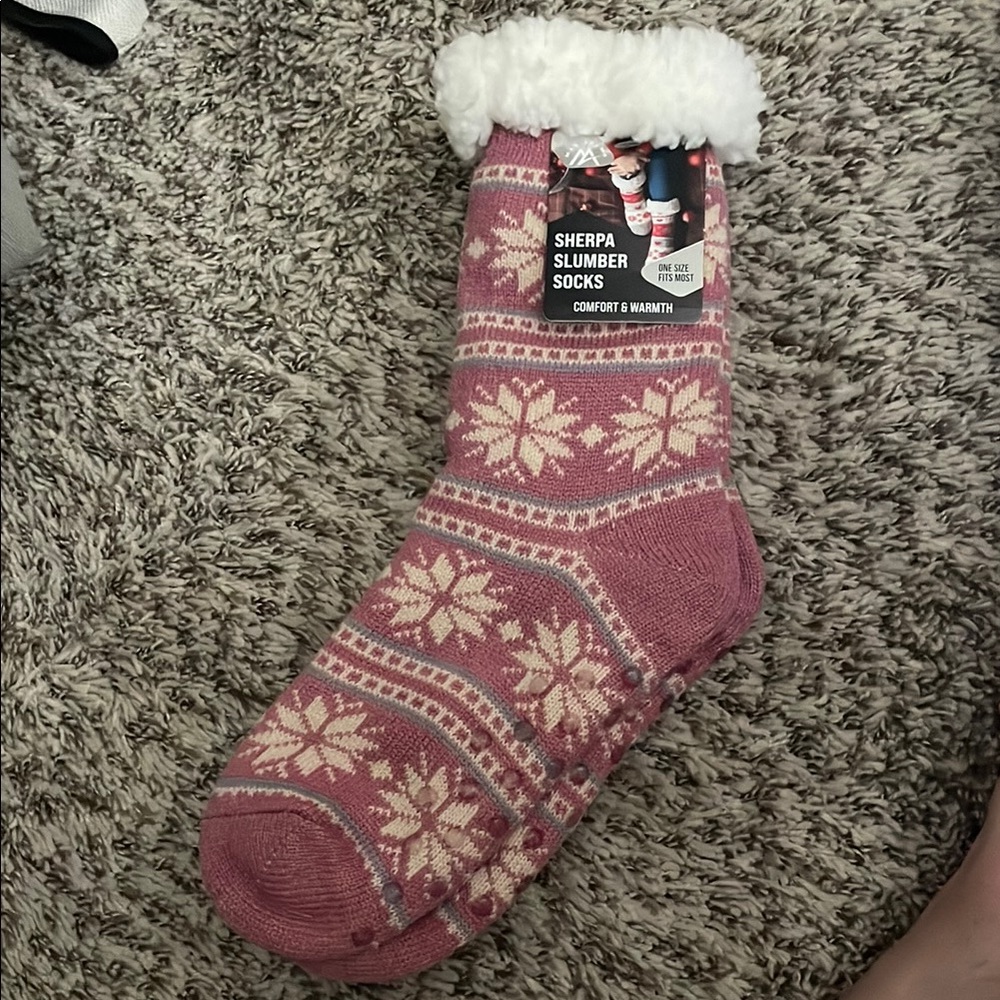 NWT Pink Sherpa Slumber Socks with Snowflake Pattern